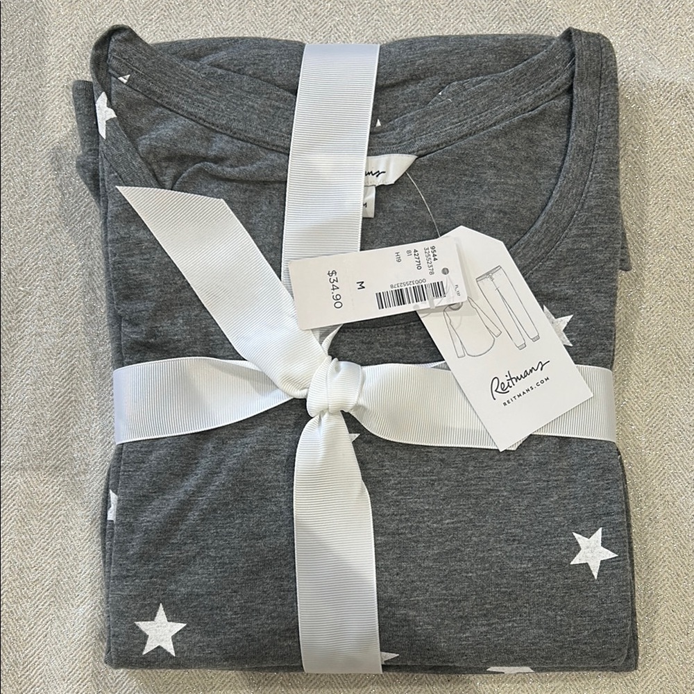 BNWT Gray Star 2-piece Pyjama set - Long sleeve shirt with pant